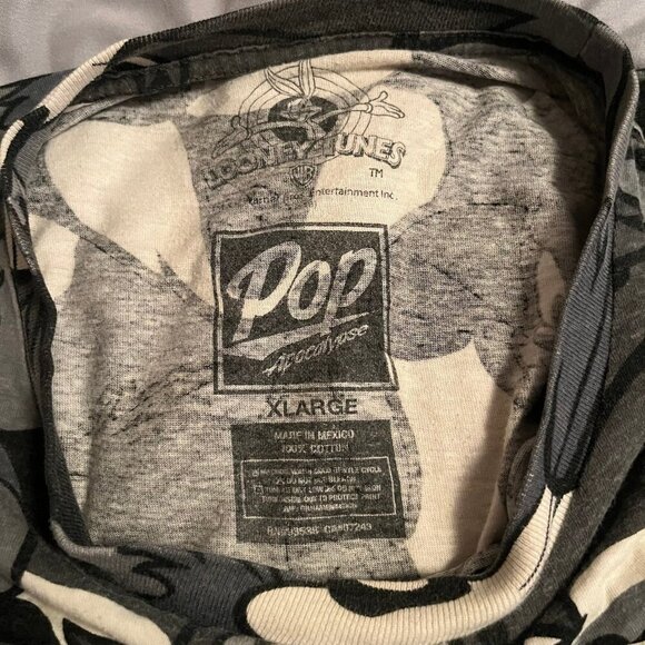 Looney Tunes Tom and Jerry All Over Print Graphic Tee Size XL - Picture 4 of 6